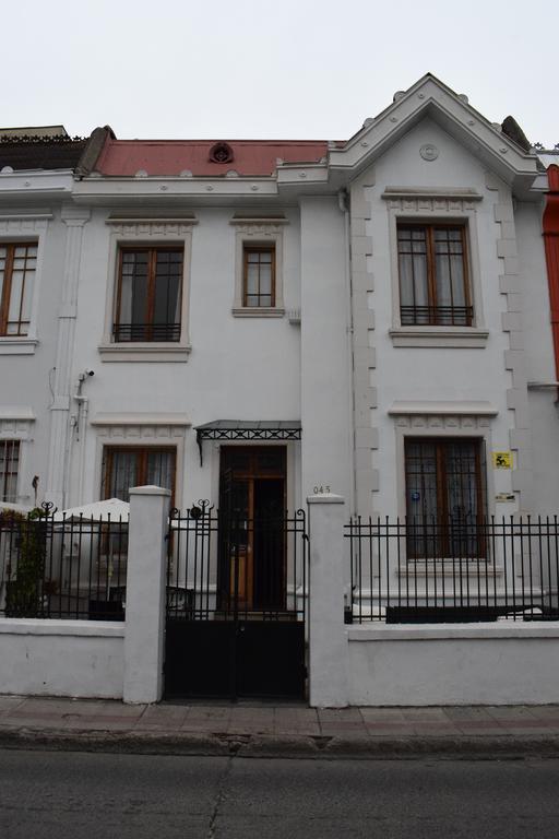 Casa Roble Hostal Boutique سانتياغو المظهر الخارجي الصورة